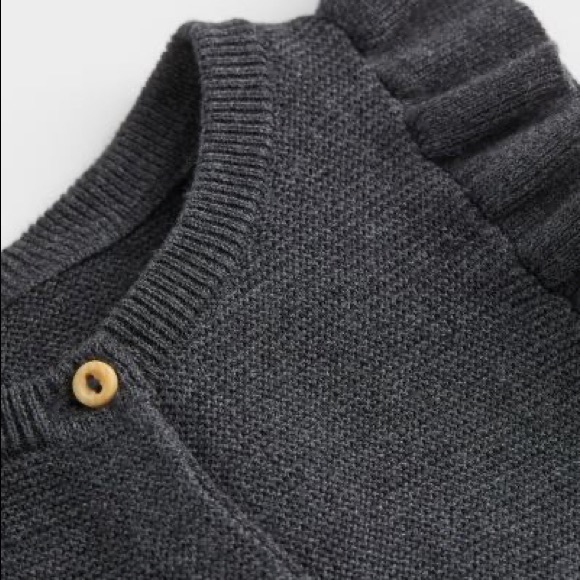 H&M knit 🧶 grey organic cotton romper 18M - Picture 2 of 4